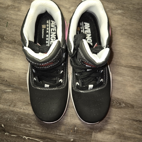 Avenger A831 Womens Work Boot Reaction Cn Pink Black Boots‎ Size 9 D Wide - Picture 2 of 8